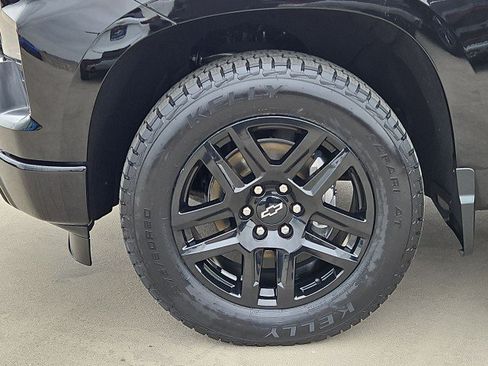 Used 2023 Chevrolet Silverado 1500 Custom w/ LPO, Dark Essentials Package RWD image 32