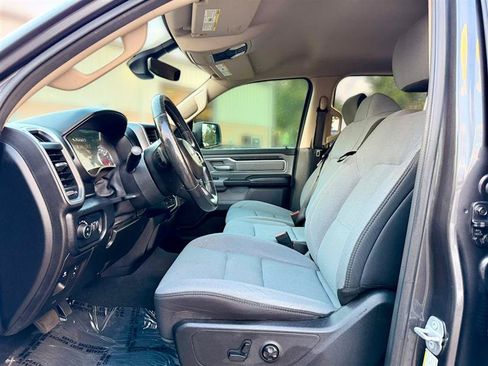 Used 2019 RAM 1500 Big Horn AWD/4WD image 10
