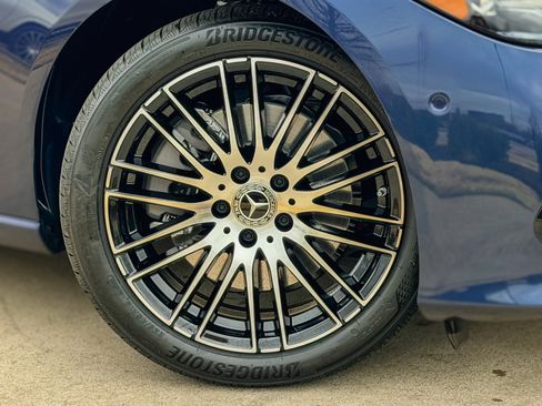 New 2026 Mercedes-Benz C 300 4MATIC Sedan image 3