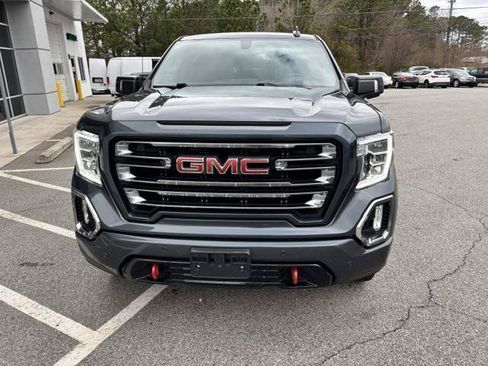 Used 2021 GMC Sierra 1500 AT4 w/ AT4 Value Package AWD/4WD image 3