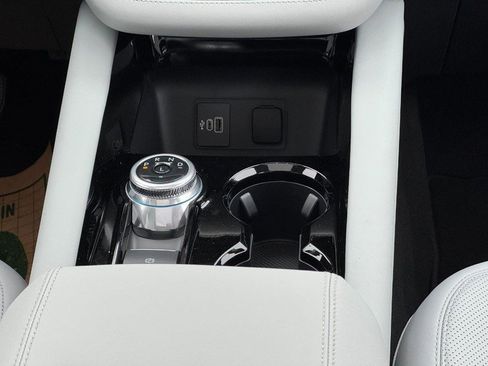 New 2026 Ford Explorer Platinum w/ LUX Leather Package image 10