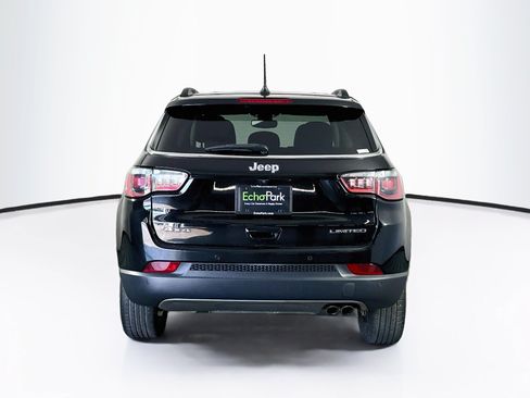 Used 2018 Jeep Compass Limited w/ Navigation Group AWD/4WD image 7