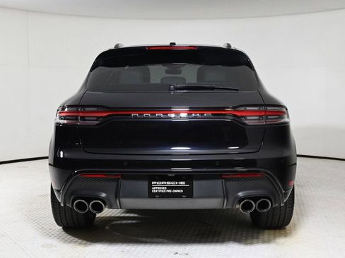 Certified 2024 Porsche Macan image 6