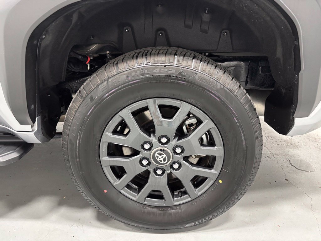 Used 2026 Toyota 4Runner SR5 AWD/4WD image 64