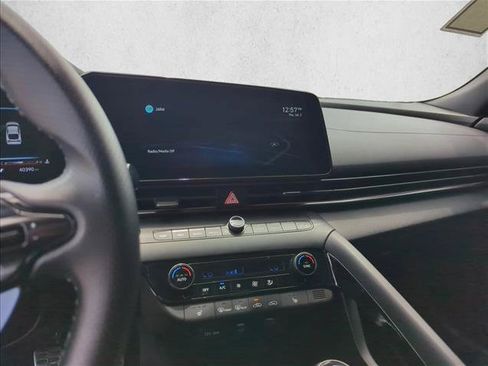Used 2022 Hyundai Elantra N FWD image 13