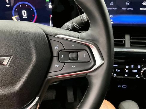 Used 2025 Chevrolet Trax ACTIV w/ Driver Confidence Package FWD image 27