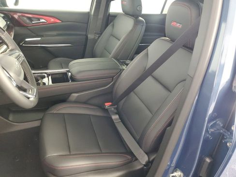 New 2026 Chevrolet Traverse Z71 w/ Enhanced Driving Package image 12