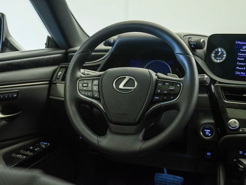 Used 2022 Lexus ES 300h w/ Premium Package FWD image 12