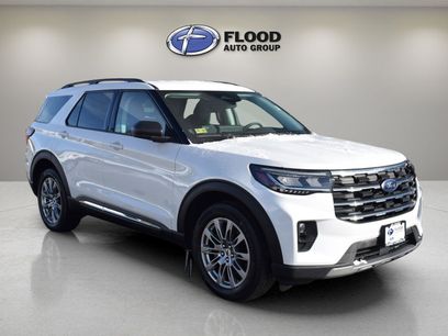 Used 2025 Ford Explorer Active w/ Active Comfort Package