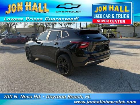 Used 2024 Chevrolet Trax ACTIV w/ Driver Confidence Package image 7