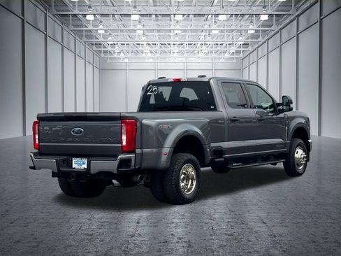 Used 2024 Ford F350 XLT AWD/4WD image 11