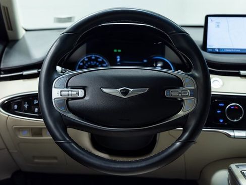 Used 2023 Genesis GV70 2.5T Select w/ Select Package image 14