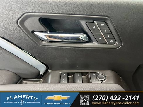 Used 2026 Chevrolet Colorado Z71 w/ Technology Package AWD/4WD image 22
