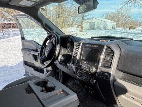 Used 2016 Ford F150 XLT w/ Equipment Group 302A Luxury image 8