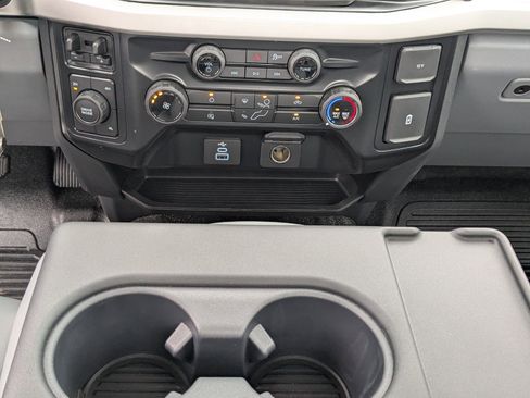 New 2025 Ford F550 4x4 Regular Cab Super Duty image 21