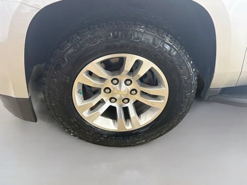 Used 2018 Chevrolet Tahoe LT AWD/4WD image 31
