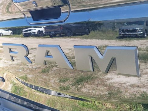 Used 2025 RAM 1500 Laramie w/ Sport Appearance Package AWD/4WD image 5