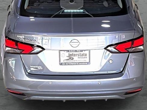 Used 2025 Nissan Versa S w/ Trunk Package FWD image 11