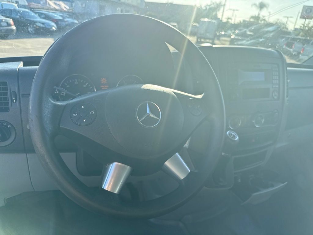 Used 2016 Mercedes-Benz Sprinter 2500 image 14
