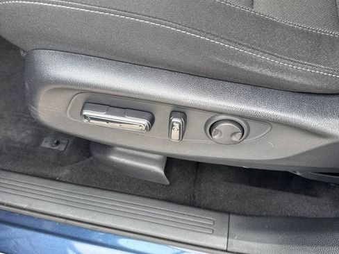 Used 2024 Honda CR-V EX image 13