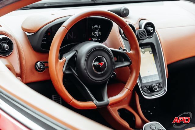 Used 2016 McLaren 570S Coupe RWD image 7