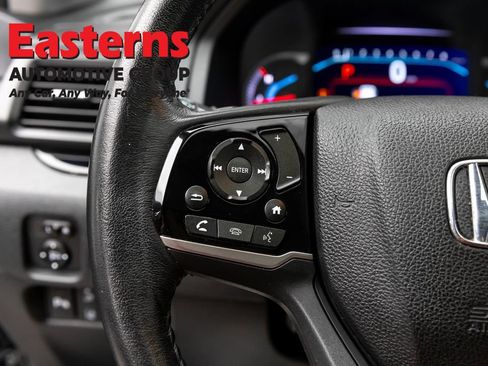 Used 2021 Honda Pilot Touring image 15