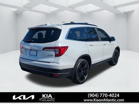 Used 2021 Honda Pilot Special Edition image 3