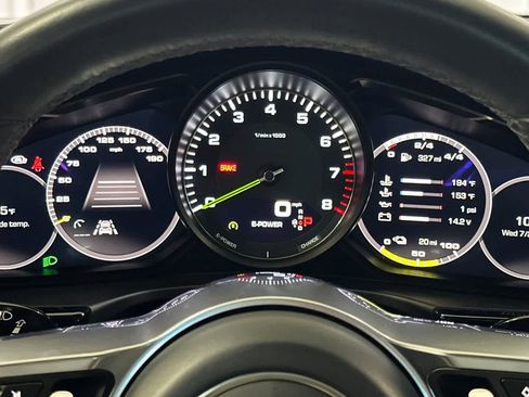 Used 2018 Porsche Panamera 4 AWD/4WD image 26