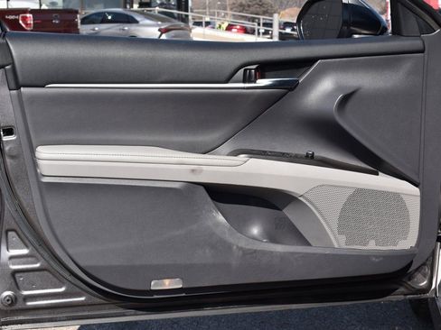 Used 2023 Toyota Camry XLE image 9