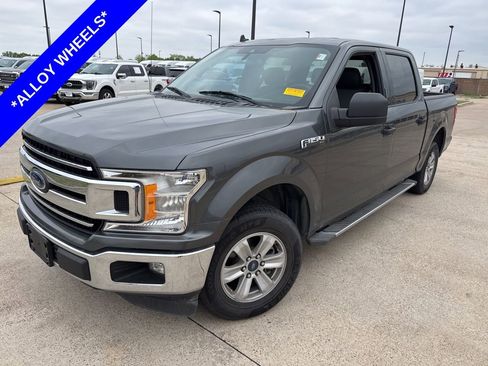Used 2020 Ford F150 XLT image 1