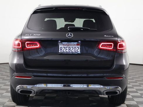 Used 2020 Mercedes-Benz GLC 300 4MATIC image 5