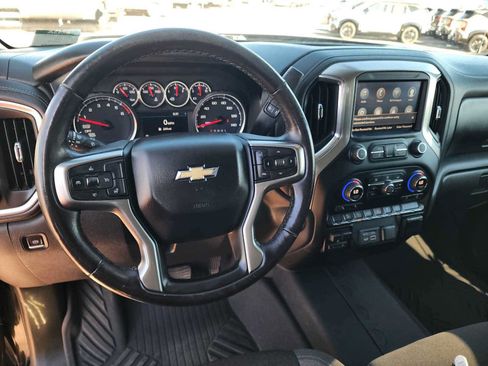 Used 2021 Chevrolet Silverado 1500 LT w/ All Star Edition Plus AWD/4WD image 2