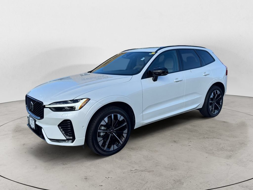 Certified 2026 Volvo XC60 B5 Plus AWD/4WD image 2