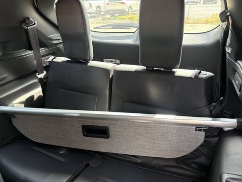 Used 2024 Mitsubishi Outlander SE AWD/4WD image 7