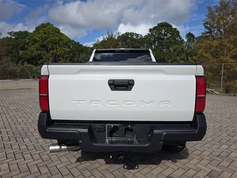 Certified 2025 Toyota Tacoma SR image 10