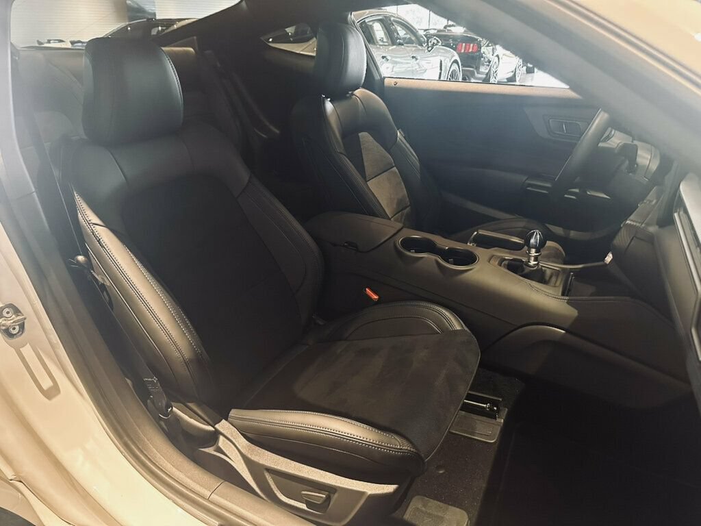 Used 2025 Ford Mustang Dark Horse RWD image 19