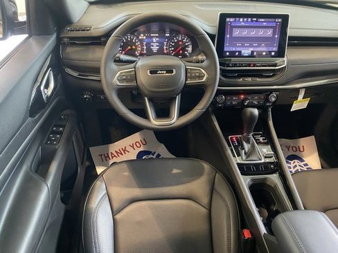 New 2026 Jeep Compass Limited image 31