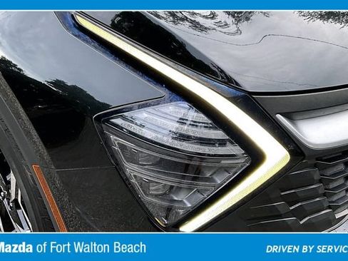 Used 2024 Kia Sportage LX FWD image 32