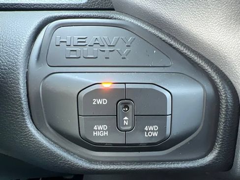 Used 2026 RAM 2500 Big Horn AWD/4WD image 21