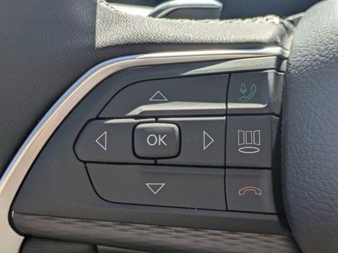 New 2025 Jeep Grand Cherokee L Altitude image 22