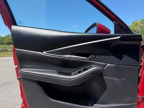 Used 2021 MAZDA CX-30 FWD 2.5 S w/ Select Package image 9