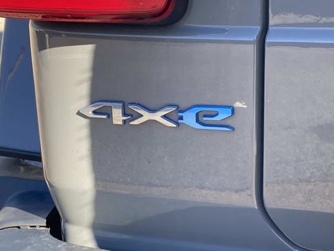 Used 2023 Jeep Wrangler Sahara w/ Cold Weather Group image 5