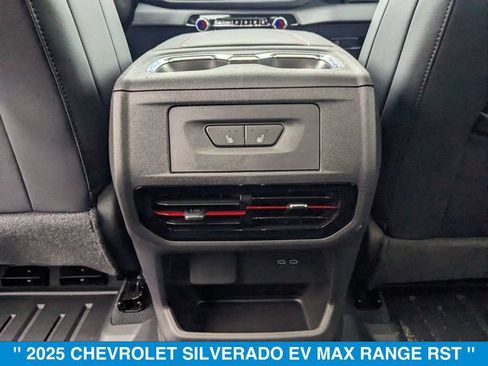 New 2025 Chevrolet Silverado EV RST AWD/4WD image 11