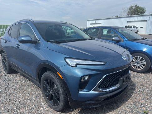 Used 2024 Buick Encore GX Sport Touring AWD/4WD image 2