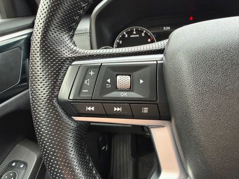 Used 2022 Mitsubishi Outlander SE image 15