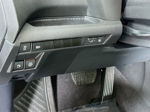 Certified 2025 Toyota Sienna XSE AWD/4WD image 21