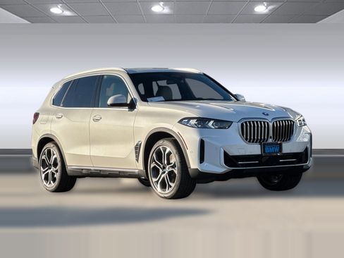 New 2026 BMW X5 xDrive50e AWD/4WD image 6
