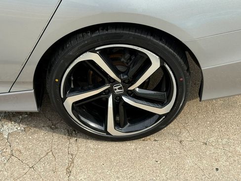 Used 2019 Honda Accord Sport image 43