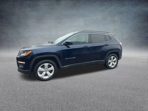 Used 2018 Jeep Compass Latitude w/ Popular Equipment Group image 10
