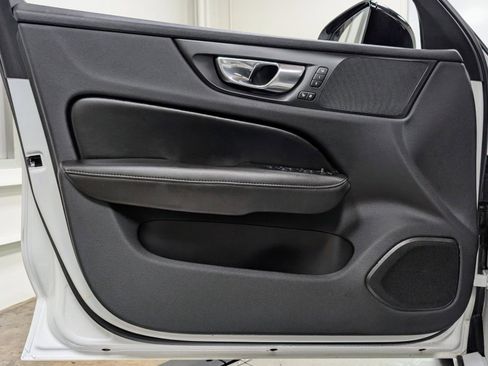 Used 2023 Volvo S60 T8 Core image 13